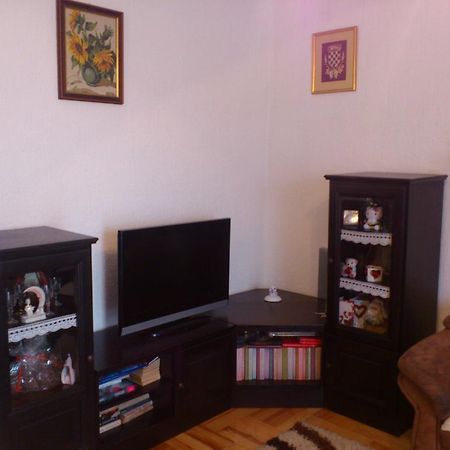 Apartment Leona Senj  Esterno foto