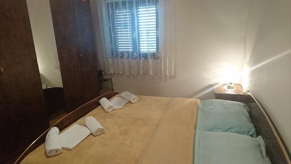 Apartment Leona Senj  Esterno foto