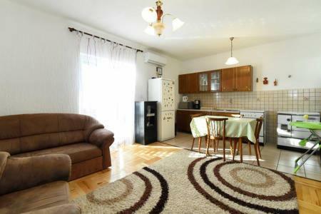 Apartment Leona Senj  Esterno foto